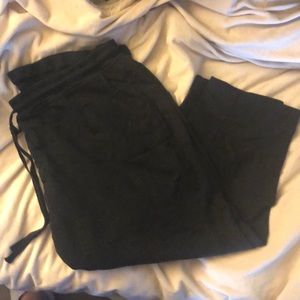 Avenue Black lounge pants! Size 26/28 petite